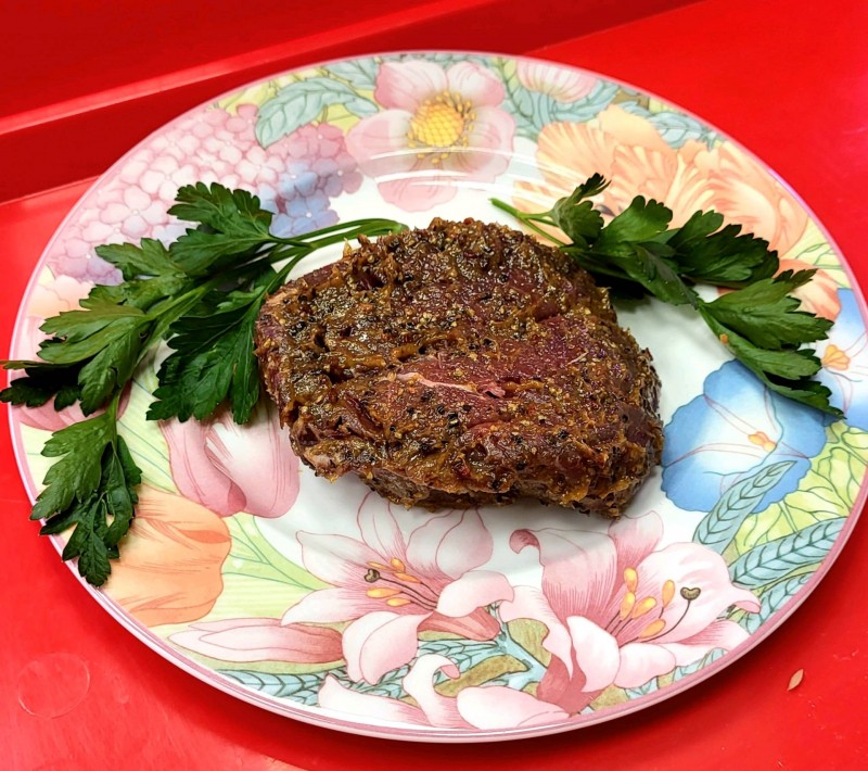 Le pavé de boeuf aux 3 poivres dans notre boucherie de Lambesc